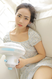 少妇喂奶